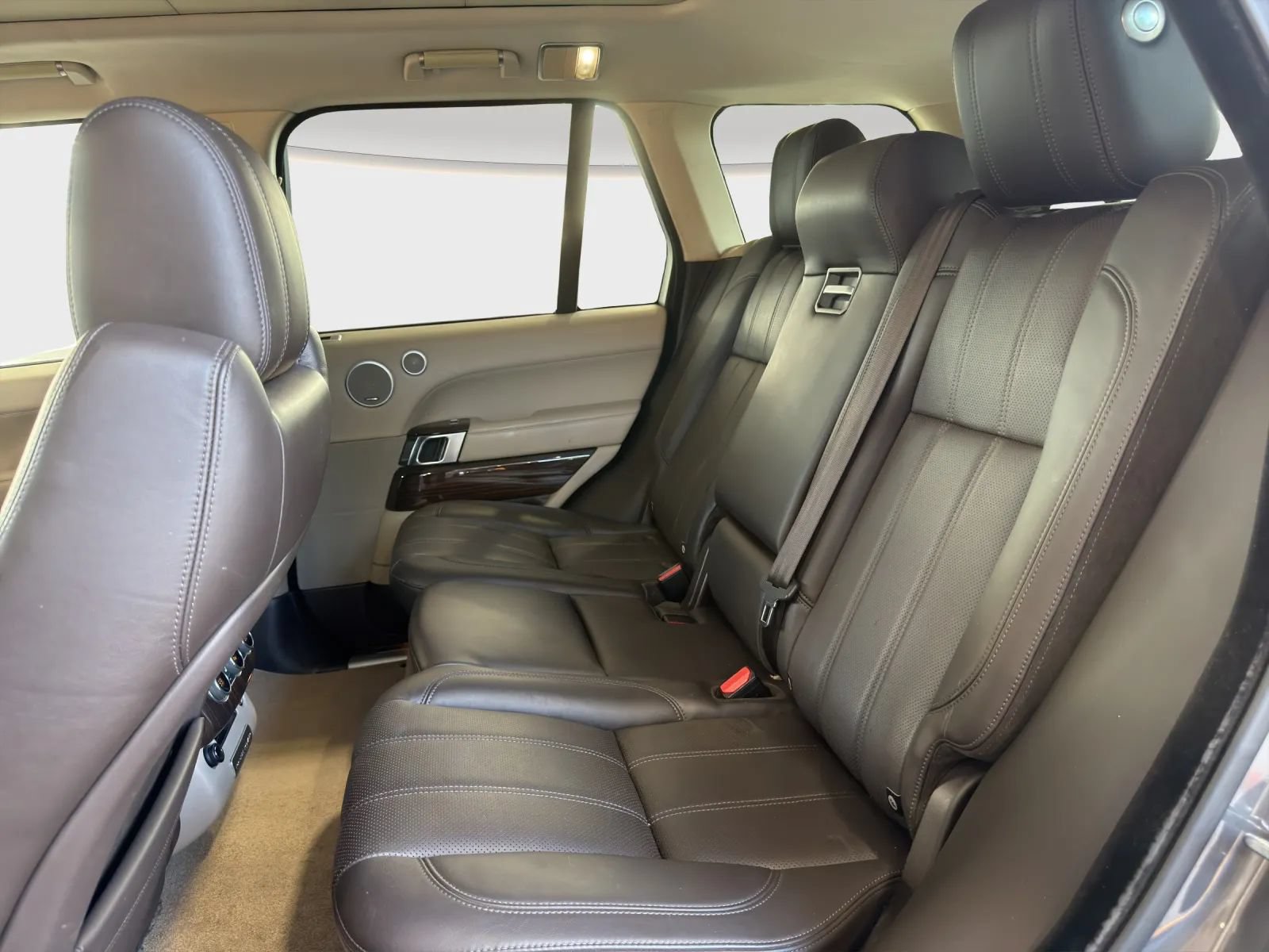 Used 2016 Land Rover Range Rover HSE AWD/4WD image 13