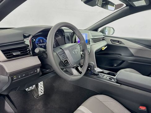 New 2026 Toyota Camry SE FWD image 11