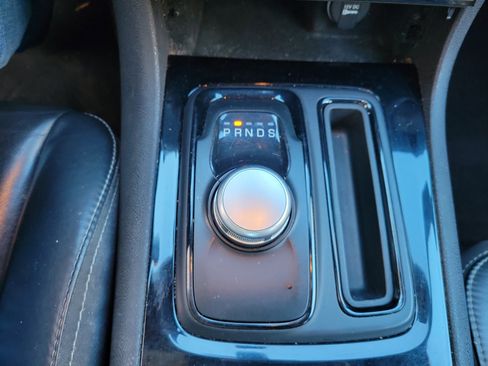 Used 2021 Chrysler 300 S image 24