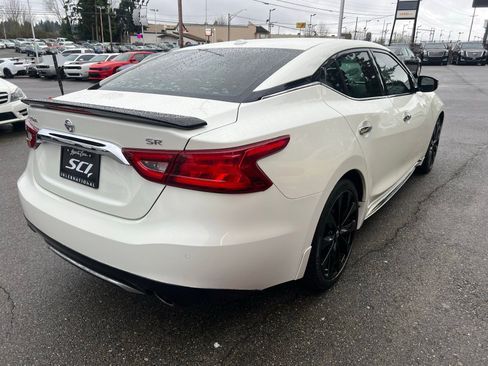 Used 2017 Nissan Maxima SR w/ Midnight Edition image 6