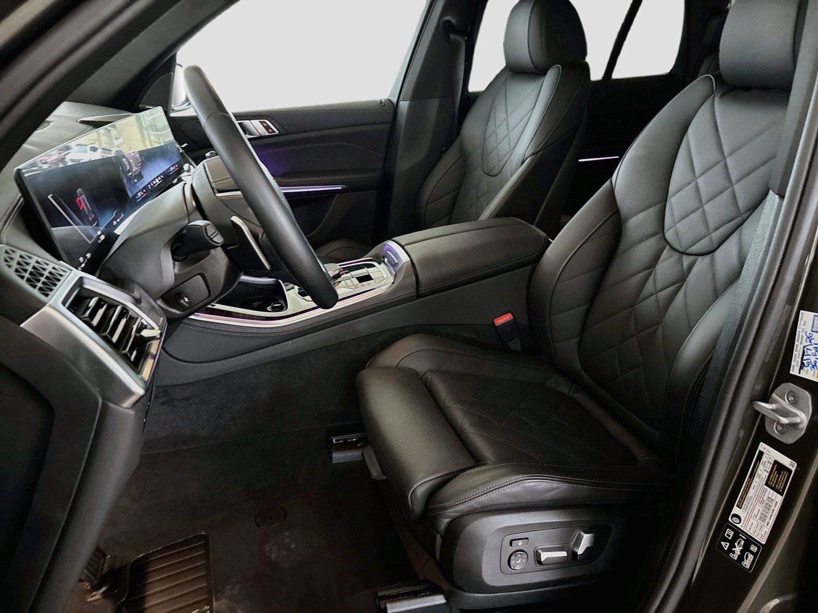 Used 2026 BMW X5 xDrive40i AWD/4WD image 5