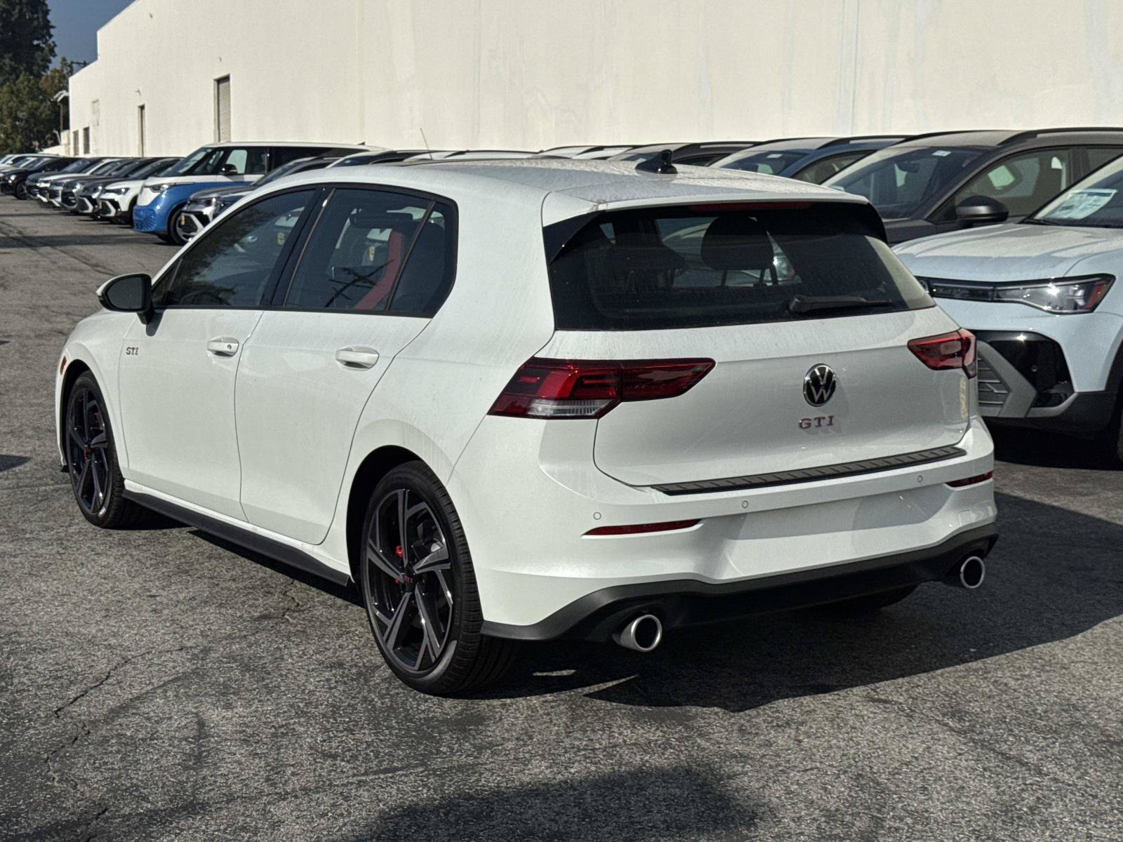 New 2026 Volkswagen GTI SE FWD image 3