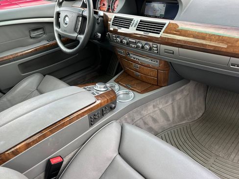 Used 2007 BMW 750Li image 16