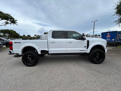 New 2026 Ford F250 Lariat w/ Black Appearance Package AWD/4WD image 3