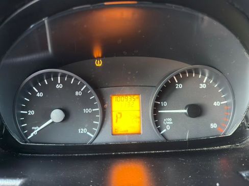 Used 2018 Mercedes-Benz Sprinter 2500 image 15