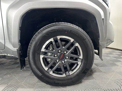 Used 2024 Toyota Tacoma TRD Sport image 9