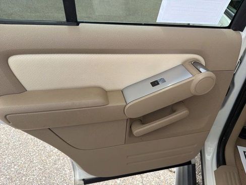 Used 2010 Mercury Mountaineer AWD image 13