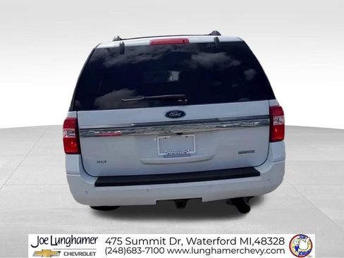 Used 2017 Ford Expedition EL XLT w/ Equipment Group 202A AWD/4WD image 8