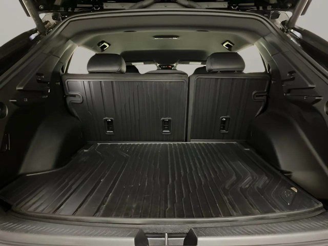 Used 2024 Chevrolet Equinox EV LT FWD image 78