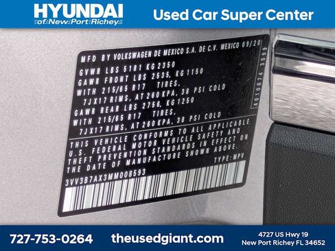 Used 2021 Volkswagen Tiguan SE w/ Panoramic Sunroof Package FWD image 40