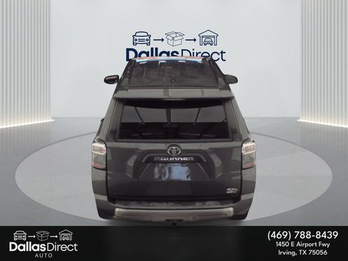 Used 2019 Toyota 4Runner TRD Off-Road image 7