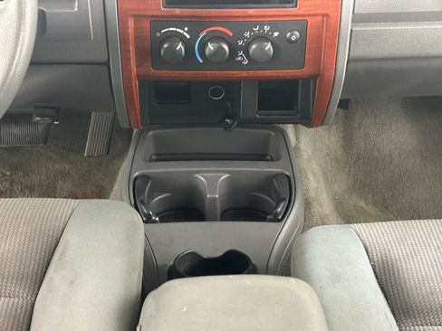Used 2005 Dodge Dakota SLT image 35