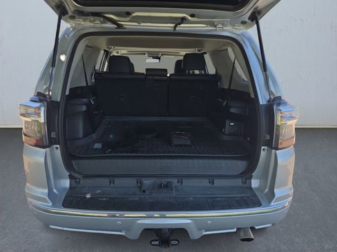 Used 2024 Toyota 4Runner Limited AWD/4WD image 15