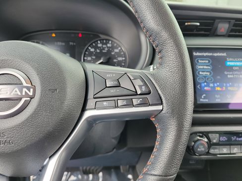 Certified 2022 Nissan Kicks SR w/ Premium Package image 23