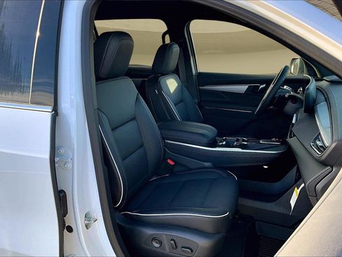 New 2026 Buick Enclave Preferred w/ Power Package image 9