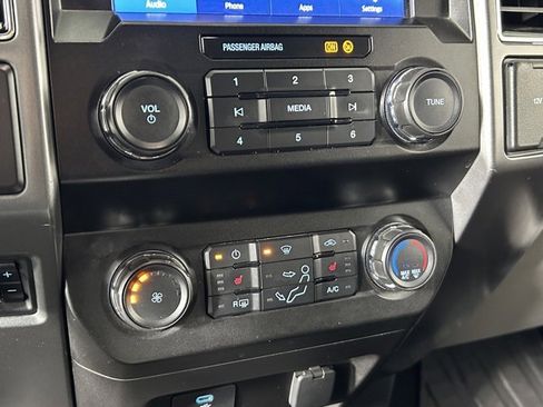 Used 2020 Ford F350 XLT w/ XLT Premium Package image 20