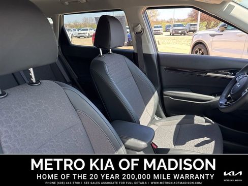 Used 2026 Kia Seltos S AWD/4WD image 37