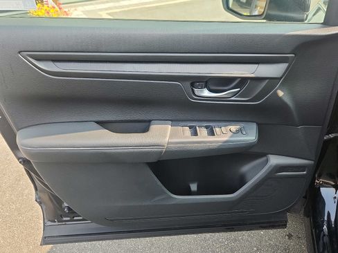 Used 2024 Honda CR-V EX image 12