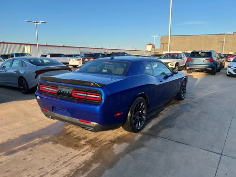 Used 2021 Dodge Challenger R/T Scat Pack RWD image 3
