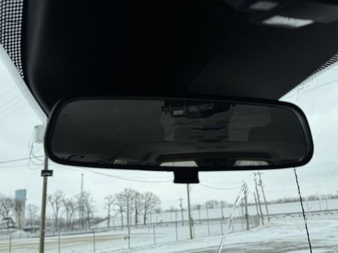 Used 2015 Ford Transit 150 XLT image 46