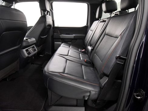 Used 2023 Ford F250 Lariat w/ Black Appearance Package AWD/4WD image 15