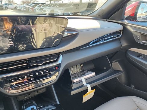 New 2026 Buick Envista Avenir image 33