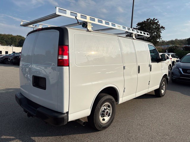 Used 2022 GMC Savana 2500 RWD image 5