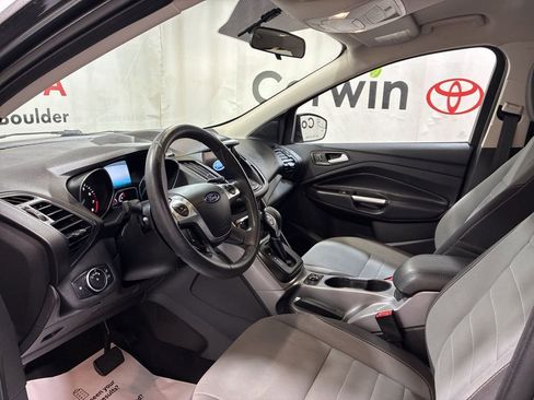 Used 2016 Ford Escape SE w/ Equipment Group 201A image 25