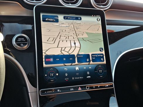 Used 2026 Mercedes-Benz GLC 300 4MATIC image 16