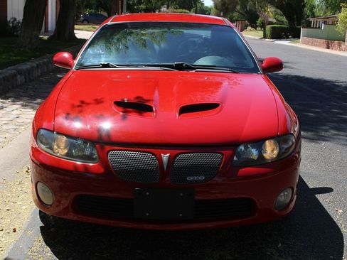 Used 2006 Pontiac GTO image 24