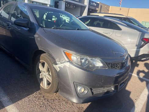 Used 2014 Toyota Camry SE image 6