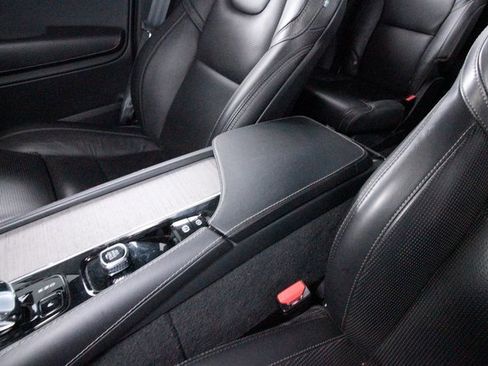 Certified 2023 Volvo XC90 B6 Ultimate image 20