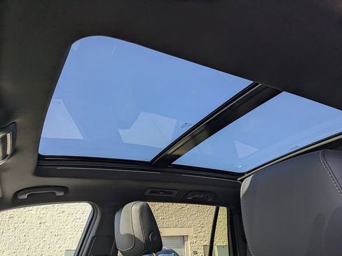 Certified 2024 Cadillac XT6 Premium Luxury image 19