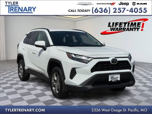 Used 2024 Toyota RAV4 XLE image 1