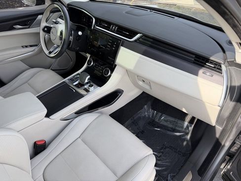 Used 2021 Jaguar F-PACE S image 32