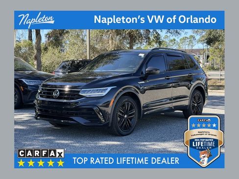 Used 2022 Volkswagen Tiguan SE R-Line image 1