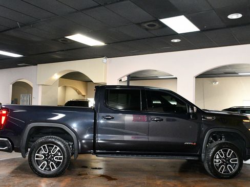 Used 2025 GMC Sierra 1500 AT4 w/ AT4 Premium Package image 52