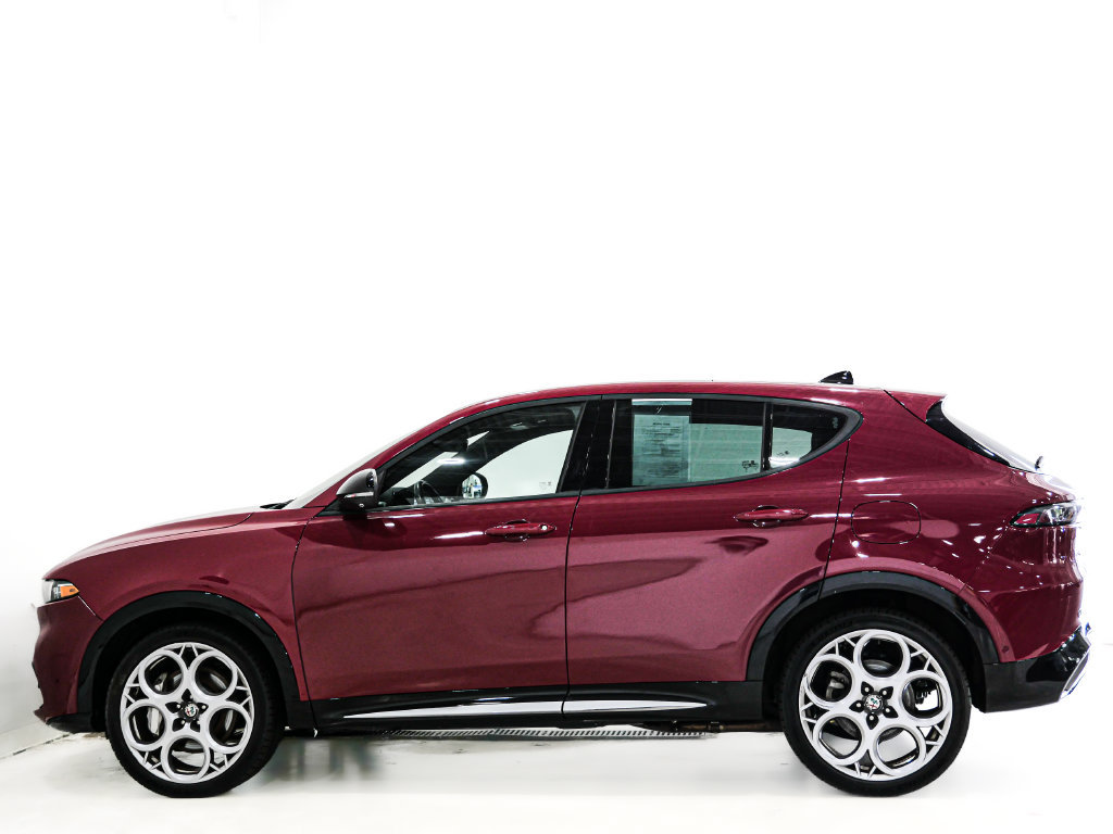 Used 2024 Alfa Romeo Tonale Ti AWD/4WD image 6
