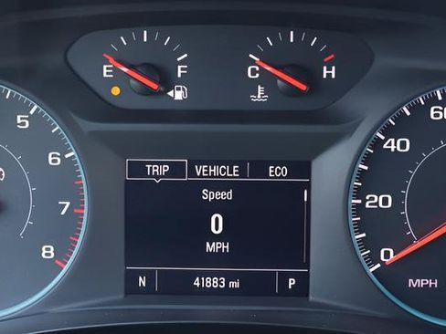 Used 2023 Chevrolet Traverse LS AWD/4WD image 20
