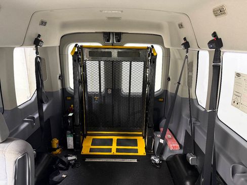 Used 2019 Ford Transit 350 XLT RWD image 29