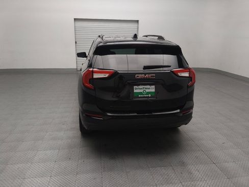 Used 2022 GMC Terrain SLE w/ Elevation Edition FWD image 6