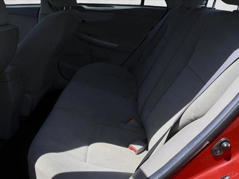 Used 2010 Toyota Corolla LE FWD image 20