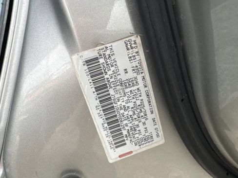 Used 2000 Lexus RX 300 2WD image 3