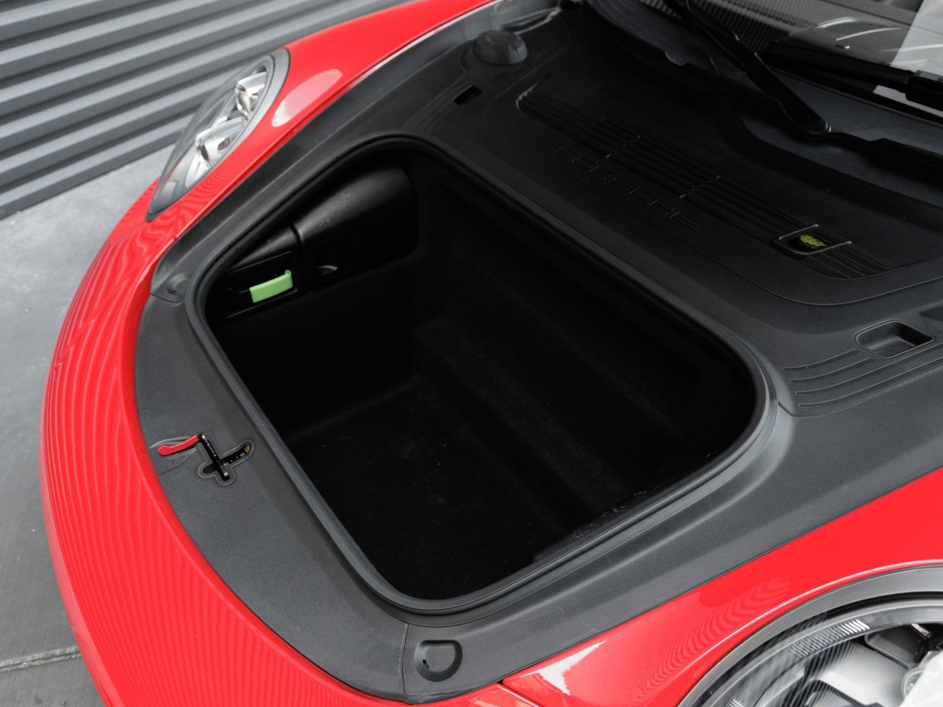 Certified 2019 Porsche 911 Carrera S RWD image 39