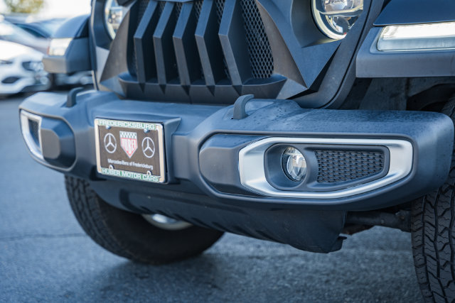Used 2020 Jeep Gladiator Overland AWD/4WD image 13