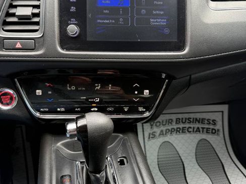 Used 2022 Honda HR-V EX image 17