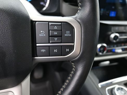 Used 2024 Ford Expedition Max XLT RWD image 7