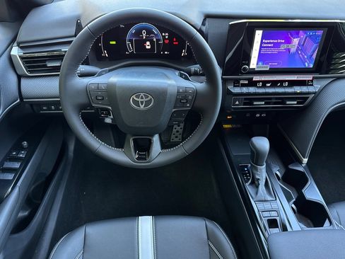 New 2026 Toyota Camry SE FWD image 17