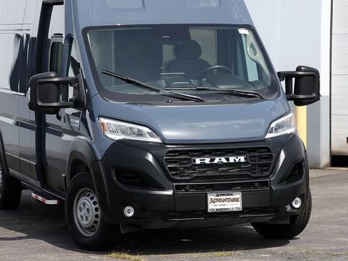 Used 2024 RAM ProMaster 3500 FWD image 6