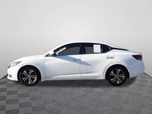 Used 2021 Nissan Sentra SV image 2